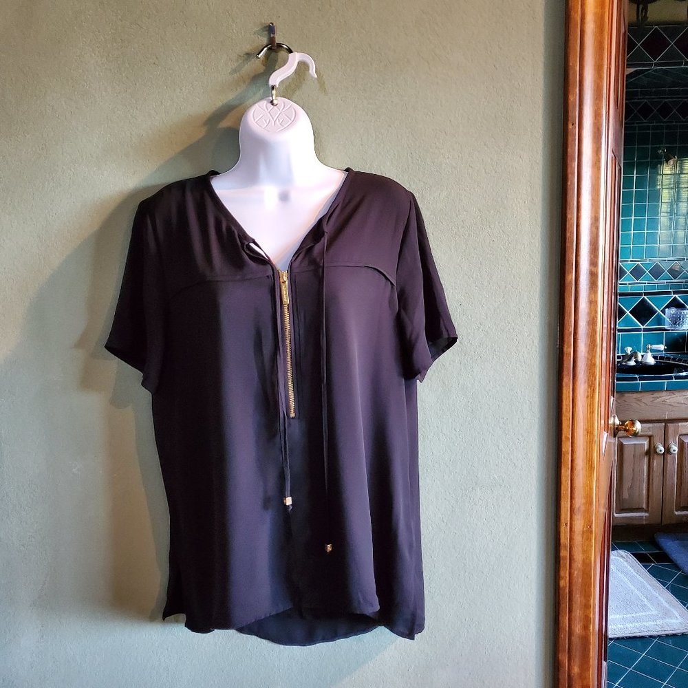 Black short sleeve tunic top with lining